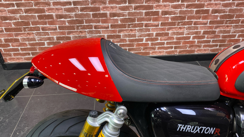 Triumph Thruxton 1200 R